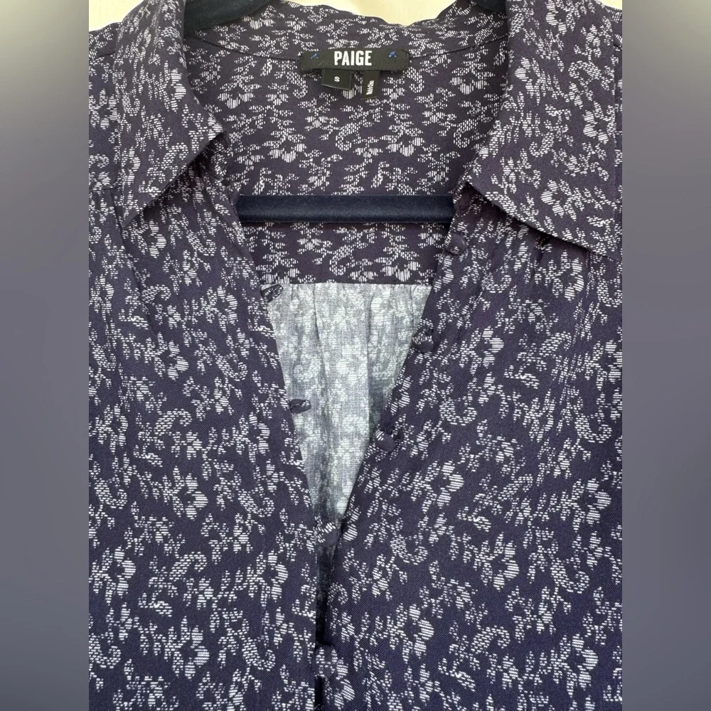 Paige Denisa Floral drop waist dress in Parisan Night Papyrus Meadow 
Size S - Picture 9 of 10